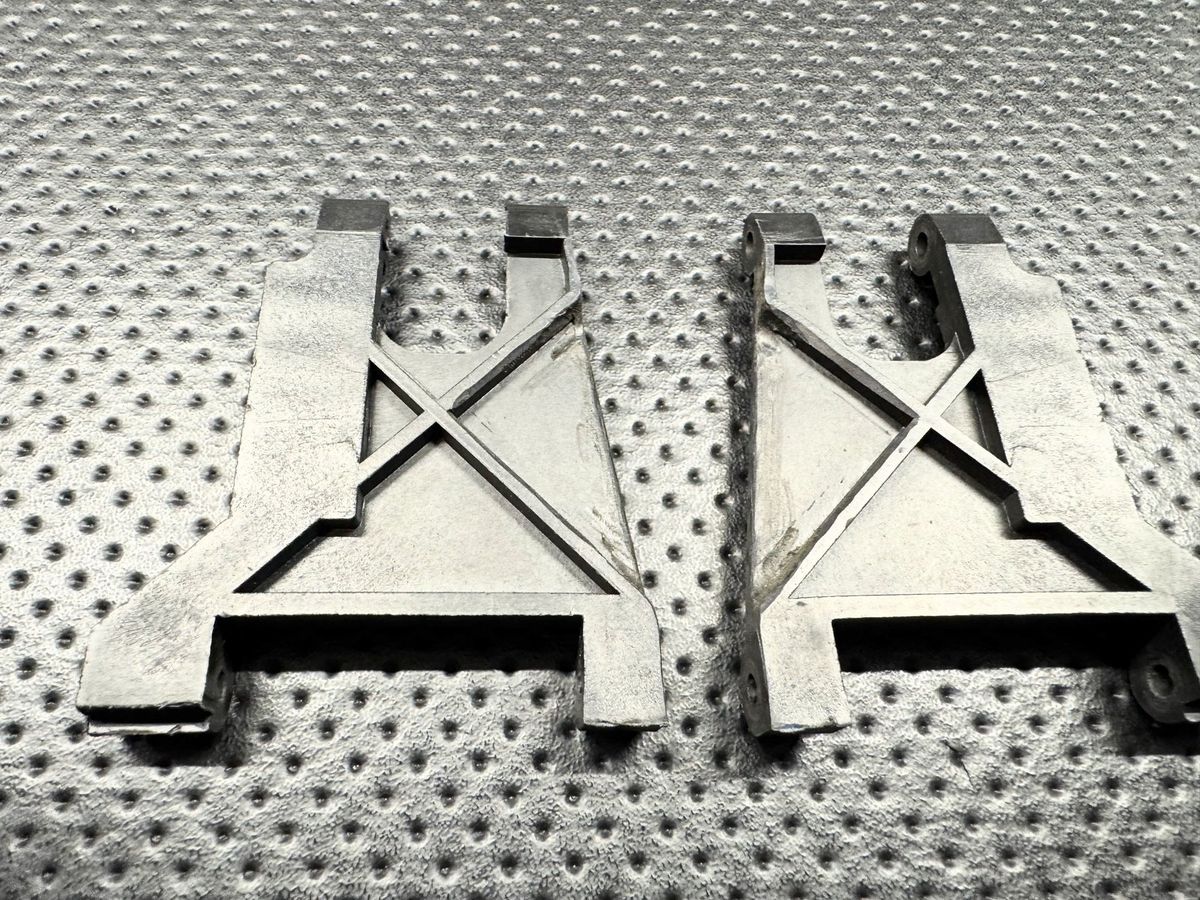 Vintage Custom RC10 Rear Bulkhead and Arms, Shaved and Lightened photo 4