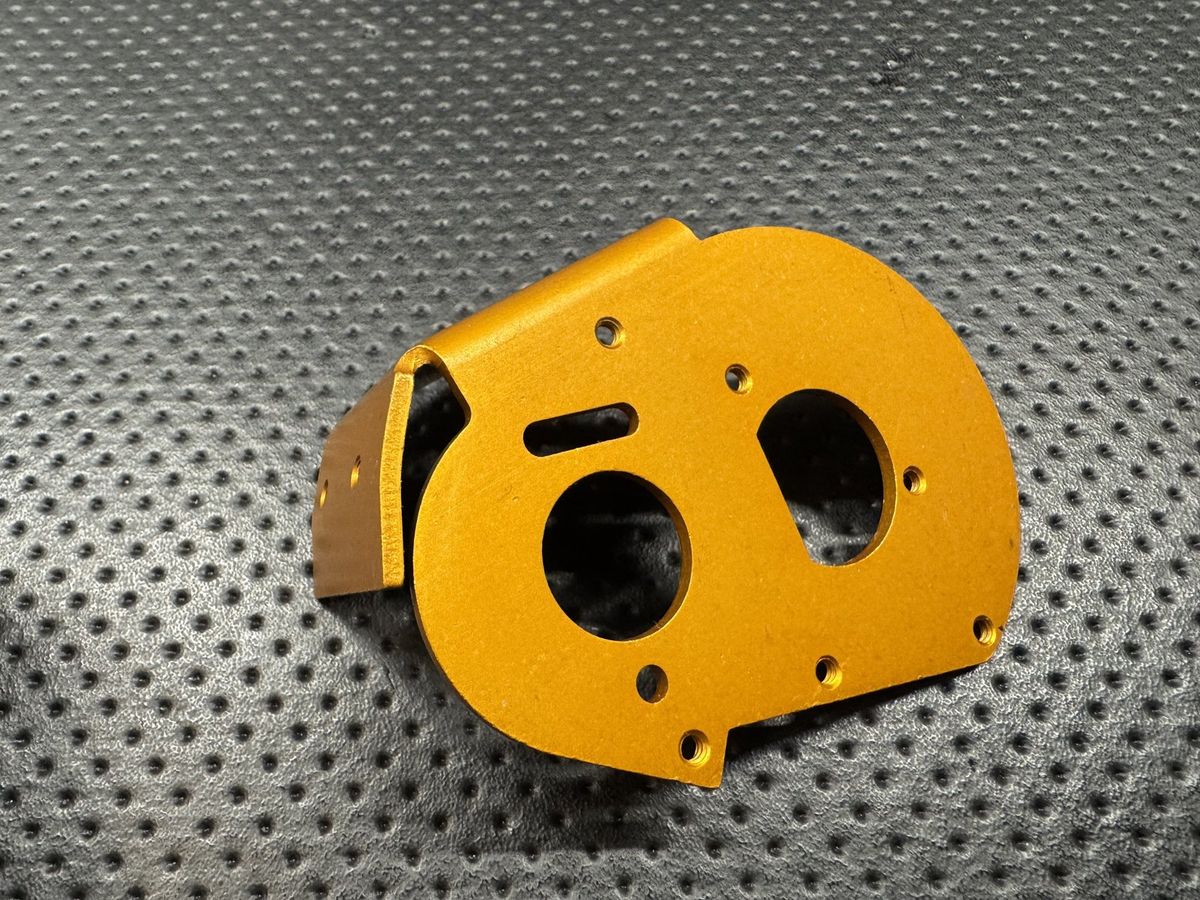Vintage Team Associated RC10 Gold Anodized Motor Plate x2 photo 2