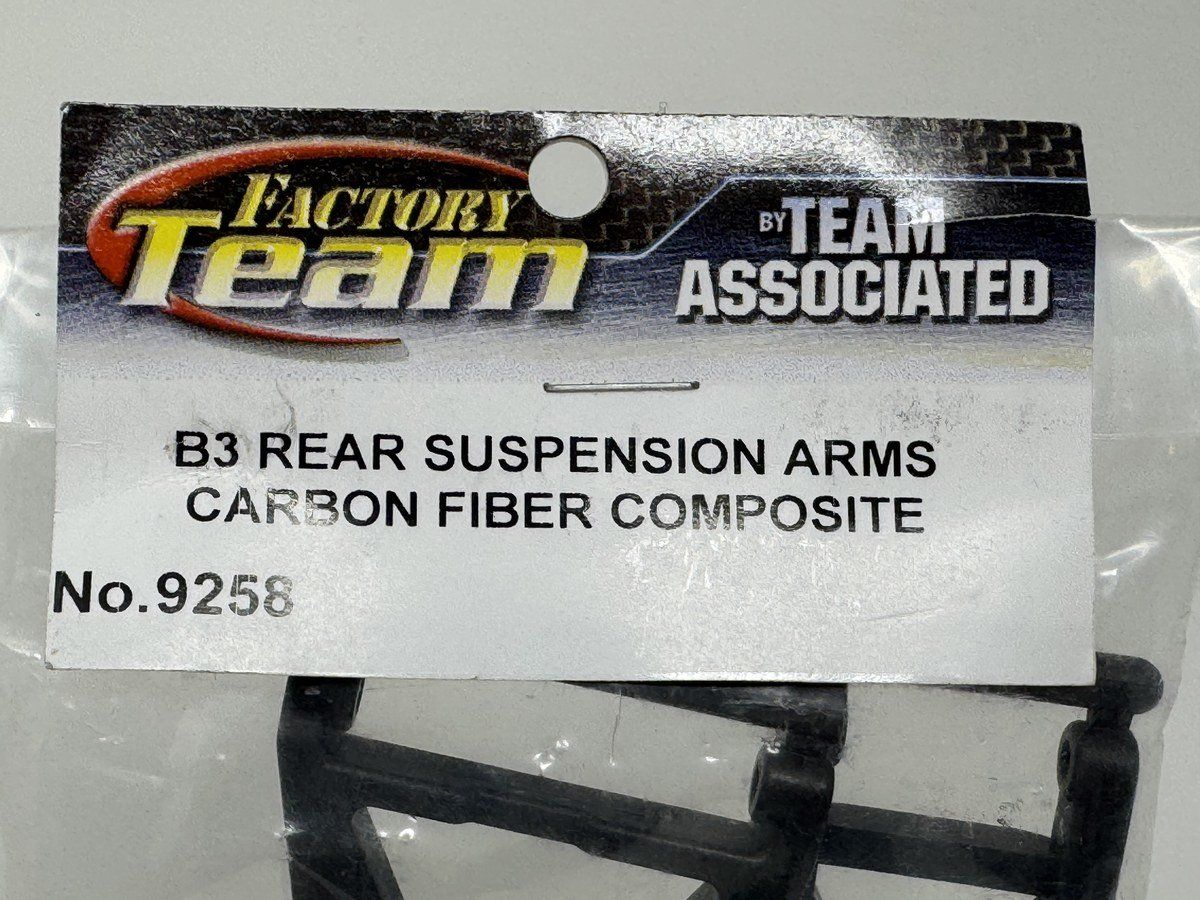 Vintage Team Associated 9258 B3 Carbon Fiber Rear Arms RC10B3 New Sealed photo 2